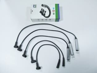 OPEL VECTRA- A- 88/90; BUJİ KABLOSU TAKIM (8V)(E16NZ-C16NZ)1.6 cc (YOW JUNG)