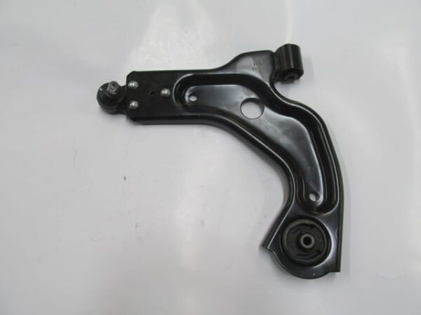 FORD FIESTA- 00/02; ÖN ALT TABLA SOL ROTİLLİ/BURÇLU (SALINCAK) (MANUEL) (SH)