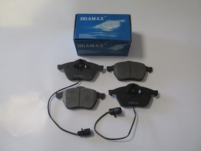 AUDI A4- 95/99; ÖN FREN BALATASI 1,8/1,9TDI/2,4/2,5TDI/2,6 (2KABLOLU)(DİSK)(156,4X73,8X19,5)(BRA