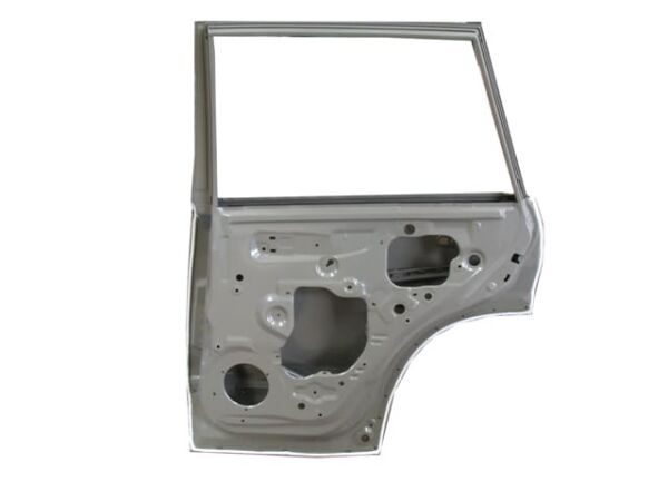 SUZUKI GRAND VITARA- 06/12; ARKA KAPI KOMPLE SAĞ BAND DELİKLİ/GRİ BOYALI (İCELİ/ÇEKOMASTİKLİ)(FPI)