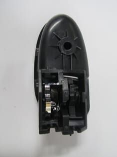 TOYOTA YARIS- 06/11; ÖN/ARKA KAPI İÇ AÇMA KOLU SOL SİYAH (ELCEĞİ NİKELAJLI) (HUSHAN)