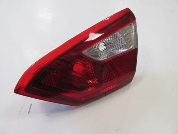 FORD FOCUS- SD- 12/14; İÇ STOP LAMBASI SAĞ KIRMIZI/BEYAZ (PLEKSAN)