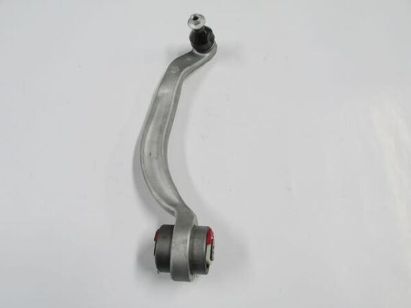 VOLKSWAGEN PASSAT- B5- 97/00; ÖN ALT TABLA SAĞ EĞRİ TİP (SALINCAK) ALÜMİNYUM (SH)