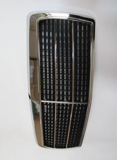 MERCEDES 190- W201- 83/93; ÖN PANJUR NİKELAJLI (İÇ PETEKLERİ SİYAH) KOMPLE (5ÇITALI) (TW)