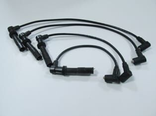 SKODA OCTAVIA- 01/10; BUJİ KABLOSU TAKIM (16V)(AXP BCA)1.4 cc (YOW JUNG)