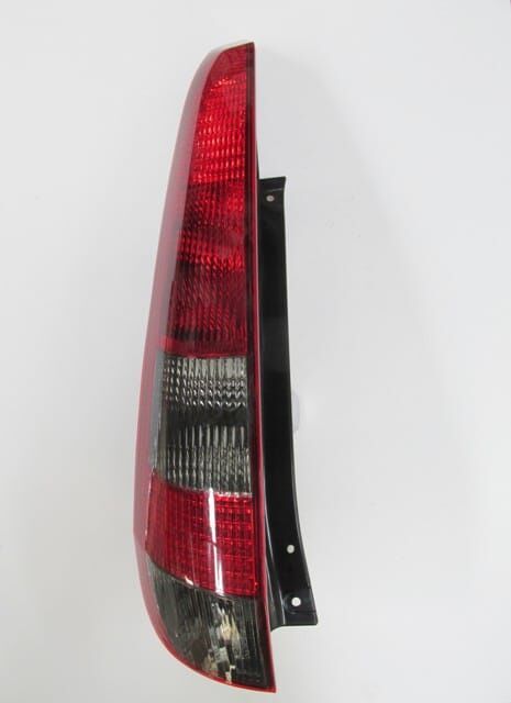 FORD FIESTA- 02/05; STOP LAMBASI SOL KIRMIZI/FÜME 5KAPI (DJ AUTO)