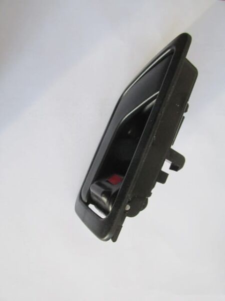 HYUNDAI GETZ- 03/05; ÖN KAPI İÇ AÇMA KOLU SAĞ SİYAH (ÇOCUK KİLİTLİ)