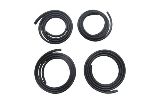 RENAULT R9- BROADWAY- 83/96; ÖN/ARKA KAPI TOZ LASTİĞİ TAKIM (4 PARÇA) (KAPI FİTİLİ)