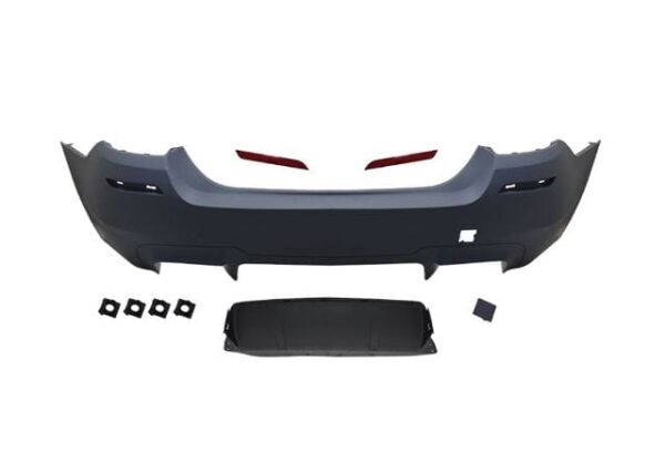 BMW 5 SERI- F10- 10/16; ARKA TAMPON KOMPLE ASTARLI (ÇİFT EGZ.DELİKLİ/KARLIKLI/REFLEKTÖRLÜ) M5