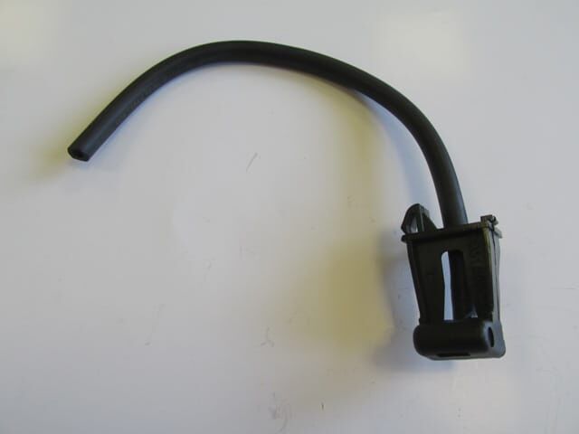 FIAT LINEA CLASSIC- 06/15; ÖN CAM SU FİSKİYE MEMESİ SOL (KISA HORTUMLU)