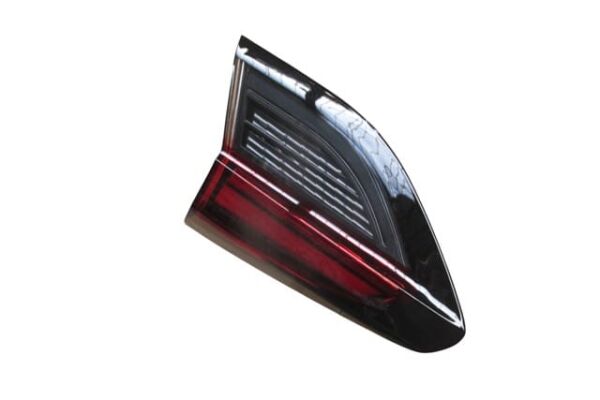 OPEL CORSA- F- 24/25; İÇ STOP LAMBASI SAĞ KIRMIZI/BEYAZ/LEDLİ (E MARKLI)