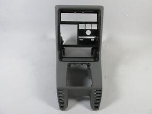 RENAULT R9- BROADWAY- 83/96; VİTES KOLU KONSOLU (ORTA KONSOL)