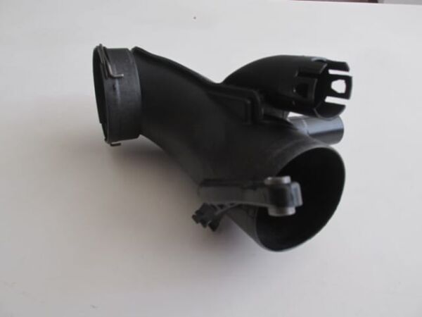 BMW 5 SERI- F10- 10/16; HAVA FİLTRESİ GİRİŞ HORTUMU