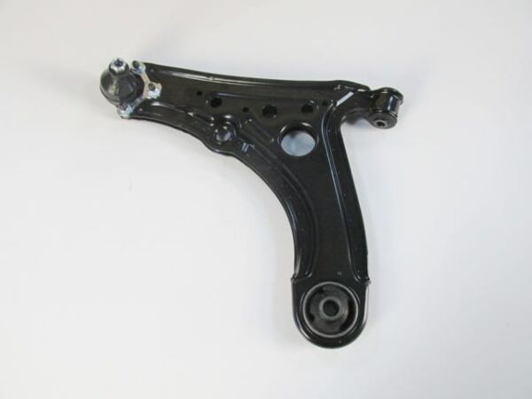 VOLKSWAGEN POLO- 3- 95/99; ÖN ALT TABLA SOL ROTİLLİ/BURÇLU (SALINCAK) (SH)