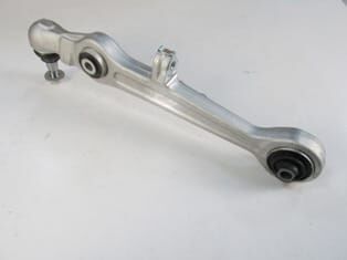 VOLKSWAGEN PASSAT- B5- 01/05; ÖN ALT TABLA DÜZ TİP SAĞ/SOL AYNI (ADET)(SALINCAK) ALÜMİNYUM (SH)