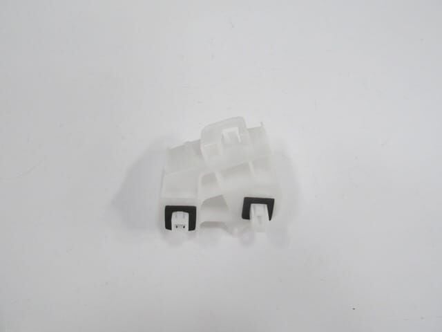 TOYOTA YARIS- 11/16; ARKA TAMPON BRAKETİ SOL PLASTİK (TYG)