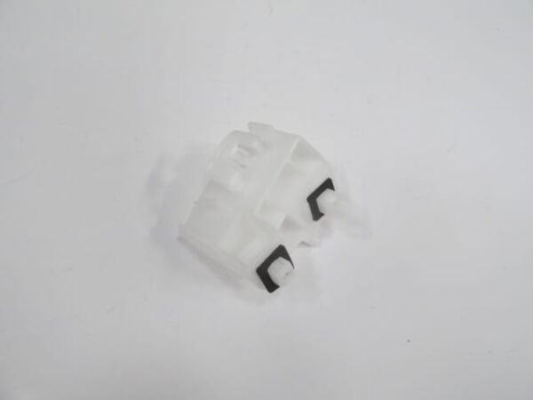 TOYOTA YARIS- 11/16; ARKA TAMPON BRAKETİ SOL PLASTİK (TYG)