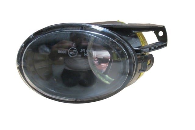 VOLKSWAGEN PASSAT- B6- 05/10; SİS LAMBASI SOL MERCEKSİZ (AMPÜLLÜ) (E MARKLI)