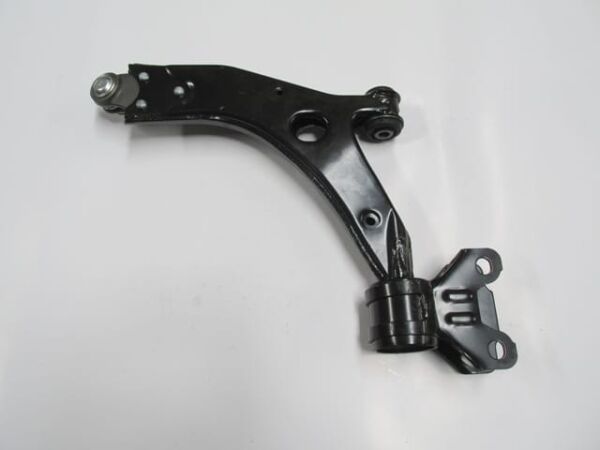 FORD FOCUS- SD/HB- 12/14; ÖN ALT TABLA SAĞ ROTİLLİ/BURÇLU (SALINCAK) (SH)