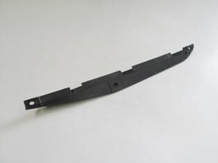 VOLKSWAGEN POLO- CLASSIC- 96/01; ÖN TAMPON İÇ BRAKETİ SAĞ (LM)