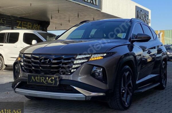 HYUNDAI TUCSON- 21/25; ARAÇ BİLGİLERİ VE RESİMLERİ