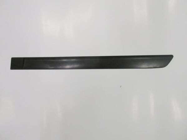 SKODA FABIA- 07/15; ARKA KAPI BANDI SOL SİYAH/YAPIŞTIRMALI (BFN)