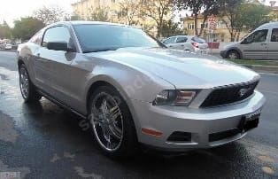 FORD MUSTANG- 10/11; ARAÇ BİLGİLERİ VE RESİMLERİ