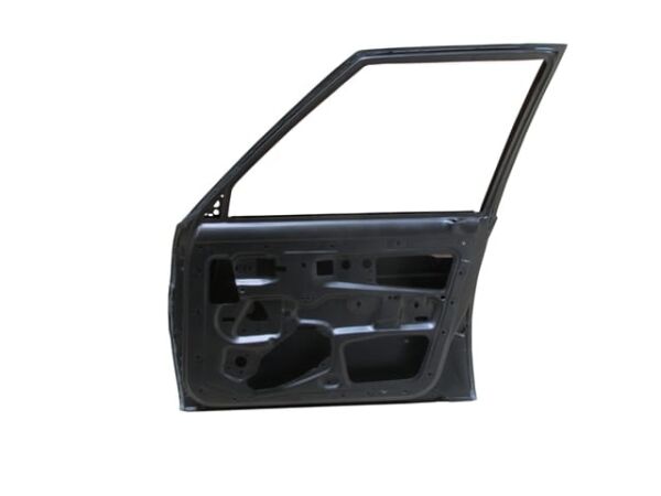 RENAULT R9- BROADWAY- 97/00; ÖN KAPI KOMPLE SAĞ MENTEŞELİ (İCELİ/ÇEKOMASTİKLİ)