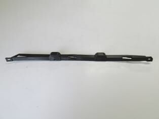 VOLKSWAGEN POLO- CLASSIC- 96/01; ARKA TAMPON İÇ BRAKETİ SAĞ DÜZ TİP (LM)