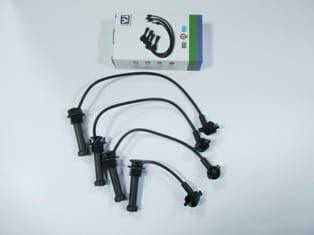 FORD ESCORT- 95/99; BUJİ KABLOSU TAKIM (16V)(L1E RDA)1.6/1.8 cc (YOW JUNG)