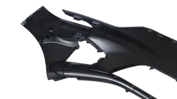 RENAULT CLIO- 5- HB- 20/23; ÖN TAMPON SİYAH (SENSÖR DELİKSİZ/BRAKETLİ/ÇEKİ DEMİRİ KAPAKLI) (TYG)