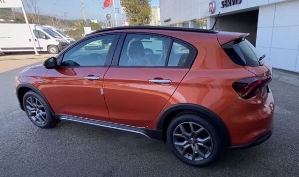 FIAT EGEA- CROSS- 21/25; ARAÇ BİLGİLERİ VE RESİMLERİ