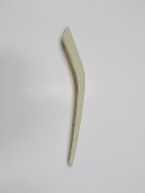 PEUGEOT 208- 16/20; SİS LAMBA KAPAĞI ÜST ÇITASI SOL BEYAZ