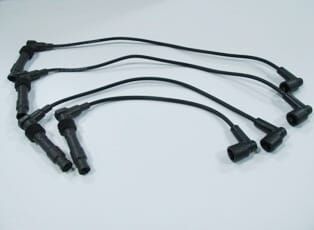 OPEL CORSA- B- 93/00; BUJİ KABLOSU TAKIM (16V)(C14SEL-C16SEL)1.4/1.6 cc (YOW JUNG)