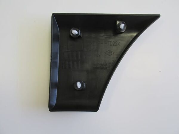 RENAULT MASTER- 4- 20/24; ARKA ÇAMURLUK BANDI ÖN SAĞ (SİNYAL DELİKSİZ) SİYAH