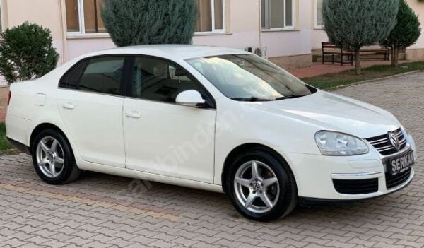 VOLKSWAGEN JETTA- 5- 06/10; ARAÇ BİLGİLERİ VE RESİMLERİ