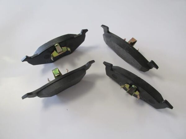 VOLKSWAGEN POLO- CLASSIC- 96/01; ÖN FREN BALATASI (DİSK) (141,6X50X16,48/141,6X47,4X16,48) (BRAM