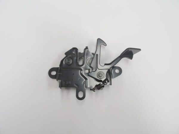 TOYOTA COROLLA- AE111- 99/00; KAPUT KİLİDİ (TYG)