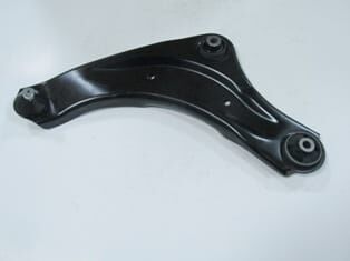 NISSAN JUKE- 11/19; ÖN ALT TABLA SOL (BURÇLU/ROTİLLİ) (SALINCAK) (SH)