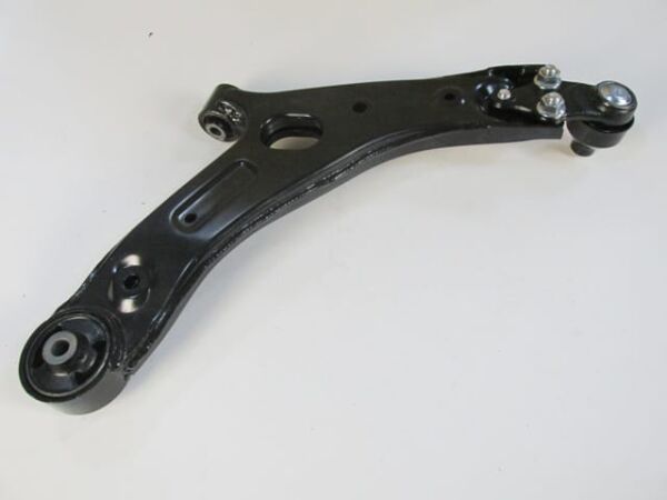 HYUNDAI IX35- 10/15; ÖN ALT TABLA SOL ROTİLLİ/BURÇLU (SALINCAK) (SH)