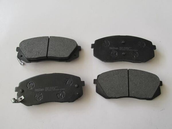 HYUNDAI IX35- 10/15; ÖN FREN BALATASI (DİSK) (137.8X60.8X16)(DAIWA)