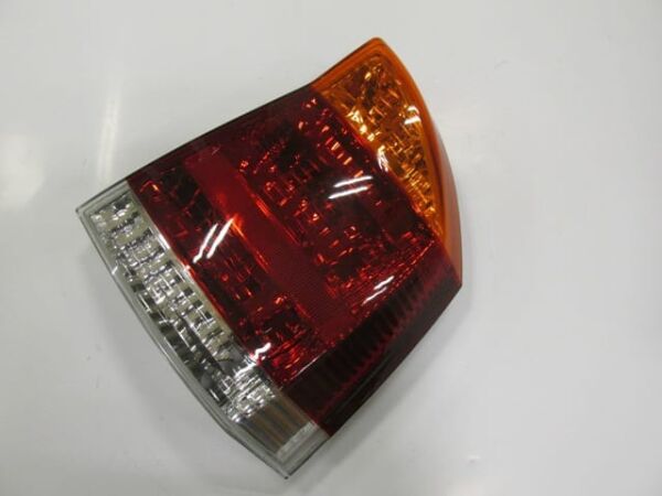 OPEL VECTRA- C- 03/05; STOP LAMBASI SAĞ SARI/KIRMIZI/BEYAZ