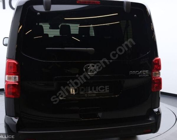 TOYOTA PROACE VERSO- 25->; ARAÇ BİLGİLERİ VE RESİMLERİ
