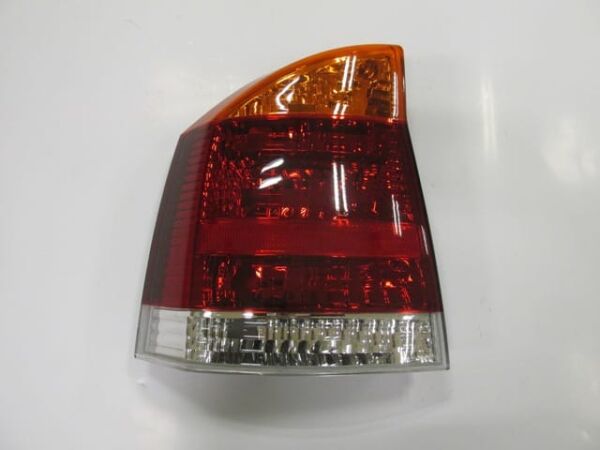 OPEL VECTRA- C- 03/05; STOP LAMBASI SOL SARI/KIRMIZI/BEYAZ