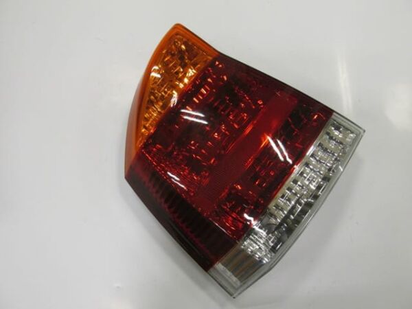 OPEL VECTRA- C- 03/05; STOP LAMBASI SOL SARI/KIRMIZI/BEYAZ