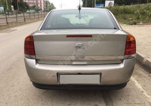 OPEL VECTRA- C- 03/05; STOP LAMBASI SOL SARI/KIRMIZI/BEYAZ