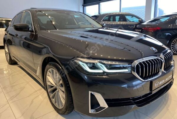 BMW 5 SERI- G30- 20/22; ARAÇ BİLGİLERİ VE RESİMLERİ