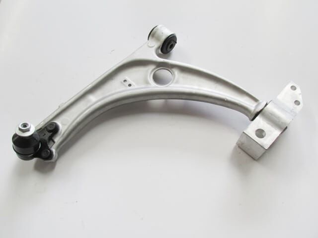 VOLKSWAGEN PASSAT- B6- 05/10; ÖN ALT TABLA SOL (ROTİLLİ/BURÇLU/TAKOZLU) (SALINCAK) ALÜMİNYUM (SH)