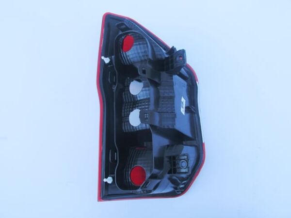 FORD TOURNEO COURIER- 18/23; STOP LAMBASI SAĞ KIRMIZI/BEYAZ (MARS) (E MARKLI)