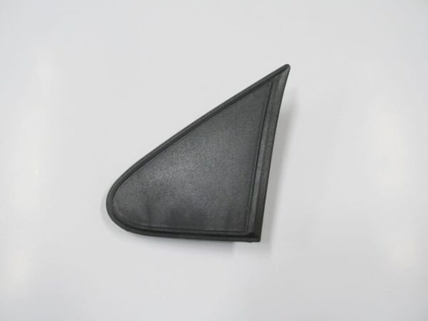 PEUGEOT PARTNER- TEPEE- 10/18; KAPI AYNA MUSKASI SOL SİYAH (ÇAMURLUK ÜST ÜÇGEN PLASTİĞİ)